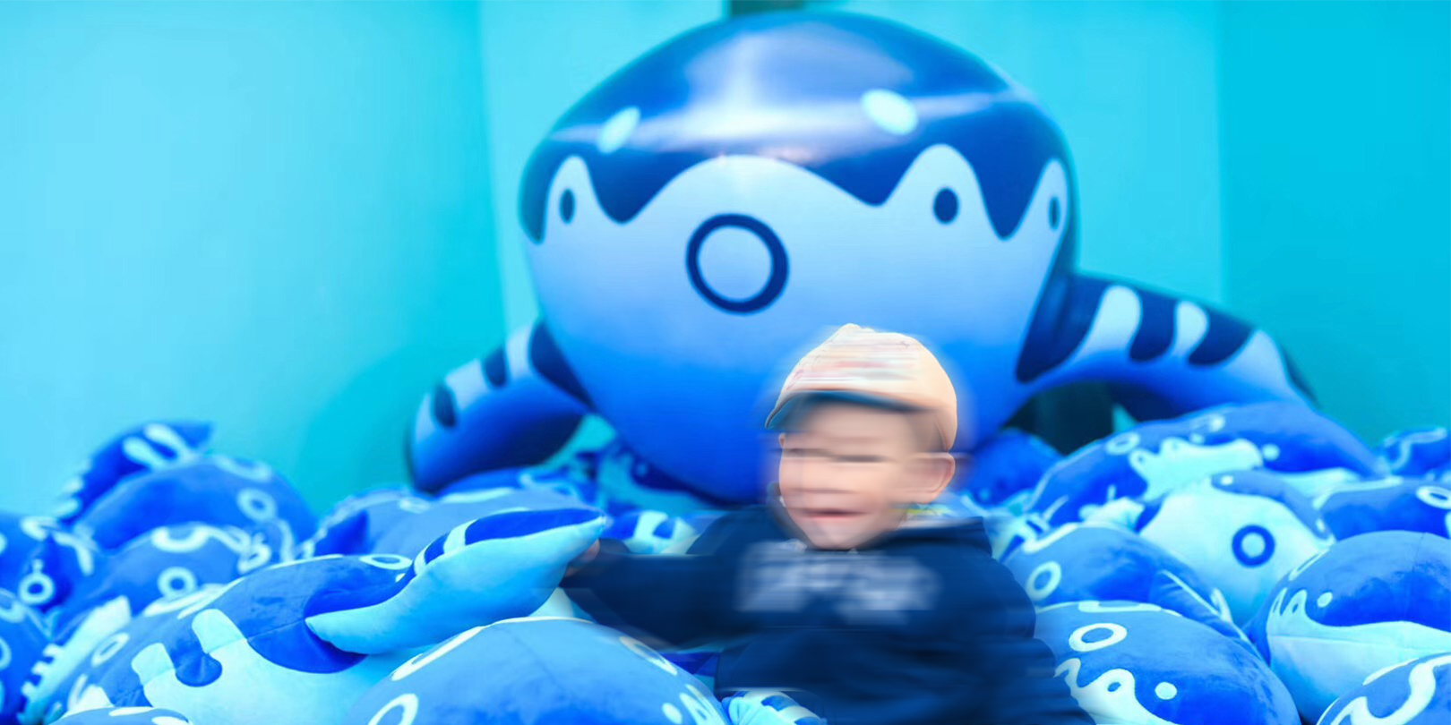3633
